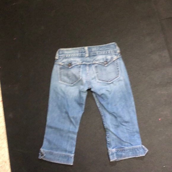 Guess Capri jeans - Picture 2 of 4